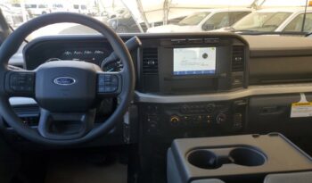 
										New 2023 Ford Super Duty F-350 SRW XLT Crew Cab 4×4 w/FX4 Pkg, 5th Wheel Prep Pkg, Roof Clearance Lights, HD Suspension & Remote Start full									