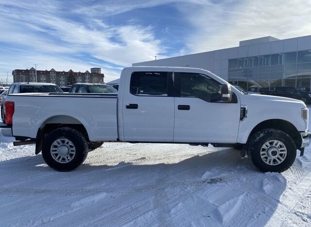 
								Used 2019 Ford Super Duty F-250 SRW XLT / / VALUE PACKAGE / 160 WB / 6.2L GAS full									