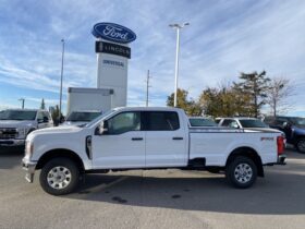 New 2024 Ford Super Duty F-350 SRW XLT