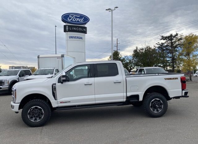 
								New 2024 Ford Super Duty F-350 SRW Platinum CREW 4WD W/TREMOR PKG, AND TWIN PANEL MOONROOF full									