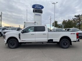 New 2024 Ford Super Duty F-350 SRW Platinum