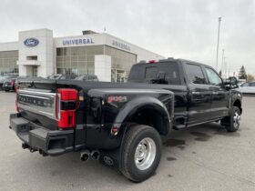 New 2024 Ford Super Duty F-350 DRW Platinum