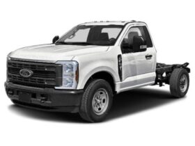 New 2024 Ford Super Duty F-350 SRW XL 2WD REG CAB CHASSIS W/RUNNING BOARDS, BLOCK HEATER & CHROME PKG