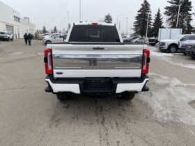 New 2024 Ford Super Duty F-350 SRW Platinum 4WD CREW W/TREMOR PKG, & TWIN PANEL MOONROOF