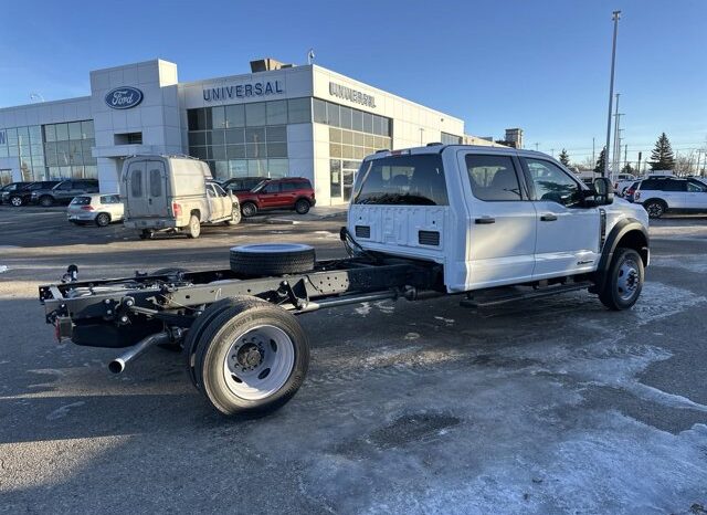 
								New 2024 Ford Super Duty F-550 DRW XLT CREW CHASSIS 4WD W/RUNNING BOARDS, SKID PLATES, HIGH CAPACITY TOW PKG & 19,500 LBS PAYLOAD PKG full									