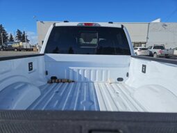 
										New 2025 Ford Super Duty F-250 SRW XLT CREW CAB 4WD W/RUNNING BOARDS, PWR SLIDING RR WINDOW, PWRSCOPE MIRRORS, AND TAILGATE STEP full									