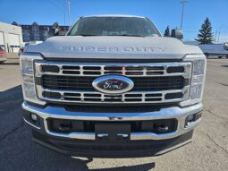 
										New 2025 Ford Super Duty F-250 SRW XLT CREW CAB 4WD W/RUNNING BOARDS, PWR SLIDING RR WINDOW, PWRSCOPE MIRRORS, AND TAILGATE STEP full									