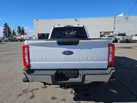 New 2025 Ford Super Duty F-250 SRW XLT CREW CAB 4WD W/RUNNING BOARDS, PWR SLIDING RR WINDOW, PWRSCOPE MIRRORS, AND TAILGATE STEP