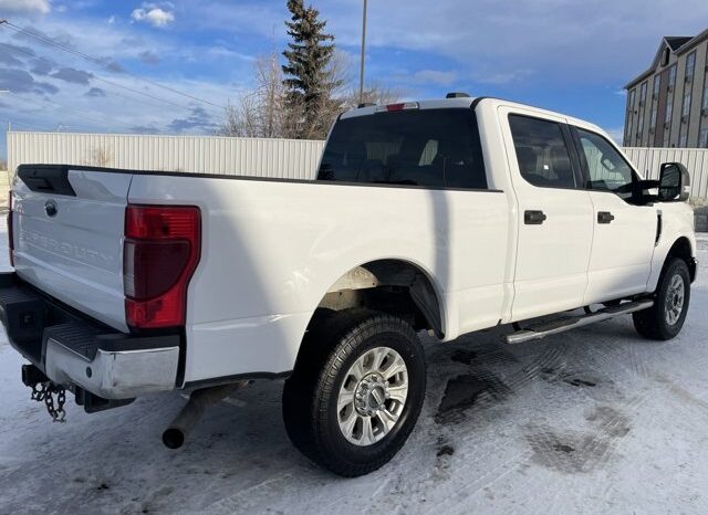 
								Used 2022 Ford Super Duty F-350 SRW XLT full									