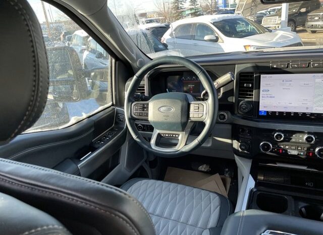 
								Used 2023 Ford Super Duty F-350 SRW full									