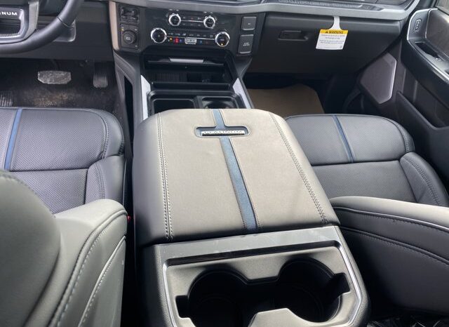 
								New 2025 Ford Super Duty F-450 DRW Platinum CREW 4WD W/FX4 PKG, MOONROOF, AND UPFITTER SWITCHES full									