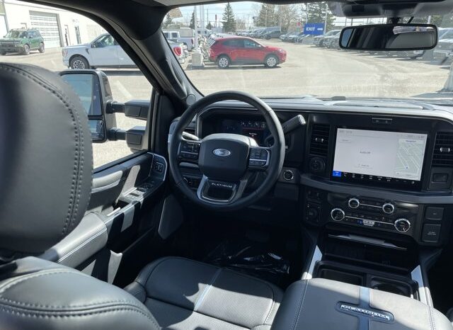 
								New 2025 Ford Super Duty F-350 SRW Platinum CREW 4WD W/FX4 PKG, FACTORY FLOOR LINERS, 5HT WHEEL PREP PKG, AND MOONROOF full									