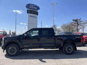 New 2025 Ford Super Duty F-350 SRW Platinum CREW 4WD W/FX4 PKG, FACTORY FLOOR LINERS, 5HT WHEEL PREP PKG, AND MOONROOF