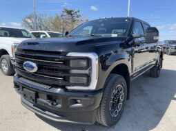 New 2025 Ford Super Duty F-350 SRW Platinum CREW 4WD W/FX4 PKG, FACTORY FLOOR LINERS, 5HT WHEEL PREP PKG, AND MOONROOF