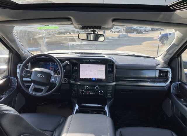 
								Used 2024 Ford Super Duty F-350 SRW full									