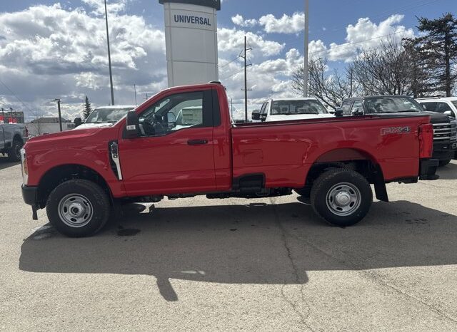 
								New 2025 Ford Super Duty F-250 SRW XL REG CAB 4WD W/FX4 PKG, TRAILER BRAKE CONTROLLER, AND TAILGATE STEP full									