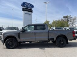 New 2025 Ford Super Duty F-350 SRW LARIAT CREW 4WD W/BLACK APPEARANCE PKG, 5TH WHEEL PREP KIT, MOONROOF, AND ULTIMATE PKG