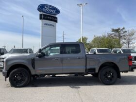 New 2025 Ford Super Duty F-350 SRW LARIAT CREW 4WD W/BLACK APPEARANCE PKG, 5TH WHEEL PREP KIT, MOONROOF, AND ULTIMATE PKG