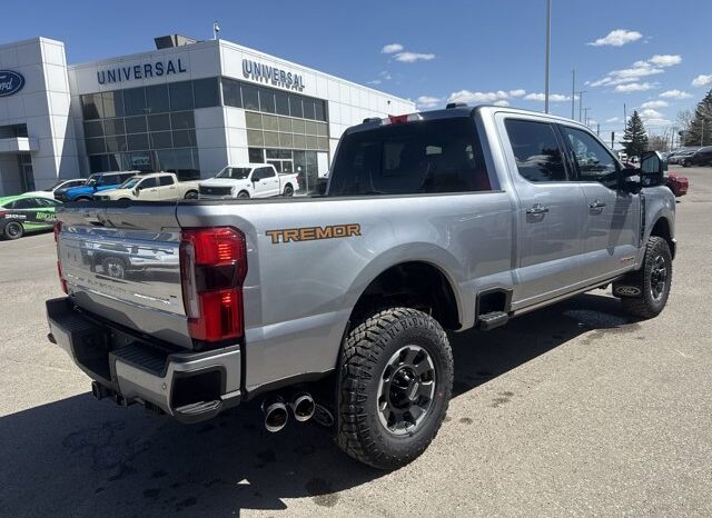 
								New 2024 Ford Super Duty F-350 SRW Platinum 4WD CREW W/TREMOR PKG, & TWIN PANEL MOONROOF full									