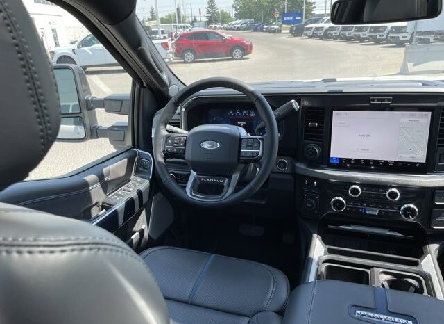 
								New 2025 Ford Super Duty F-350 DRW Platinum CREW 4WD W/FX4 PKG, 5TH WHEEL PREP PKG, MOONROOF, AND UPFITTER SWITCHES full									