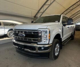 New 2025 Ford Super Duty F-350 SRW XLT CREW CAB 4WD W/RUNNING BOARDS, REMOTE START, 360 CAMERA, ONBOARD SCALES 0 CAMERA, & SMART HITCH