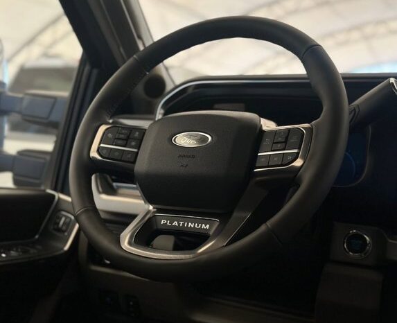 
								New 2025 Ford Super Duty F-450 DRW King Ranch CREW 4WD W/FX4 PKG, MOONROOF, UPFITTERS, TOUGH BED SPRAY-LINER, AND MAX RECLINE SEATS full									