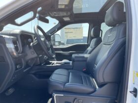 New 2025 Ford Super Duty F-350 DRW Platinum CREW 4WD W/FX4 PKG, 5TH WHEEL PREP PKG, MOONROOF, AND UPFITTER SWITCHES