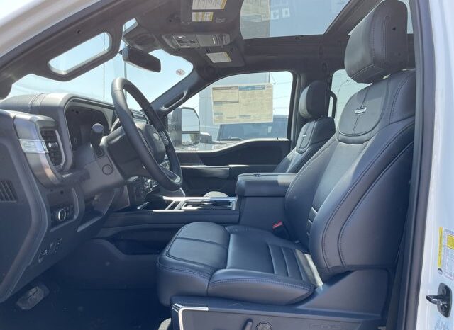 
								New 2025 Ford Super Duty F-350 DRW Platinum CREW 4WD W/FX4 PKG, 5TH WHEEL PREP PKG, MOONROOF, AND UPFITTER SWITCHES full									