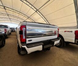 
										New 2025 Ford Super Duty F-450 DRW King Ranch CREW 4WD W/FX4 PKG, MOONROOF, UPFITTERS, TOUGH BED SPRAY-LINER, AND MAX RECLINE SEATS full									