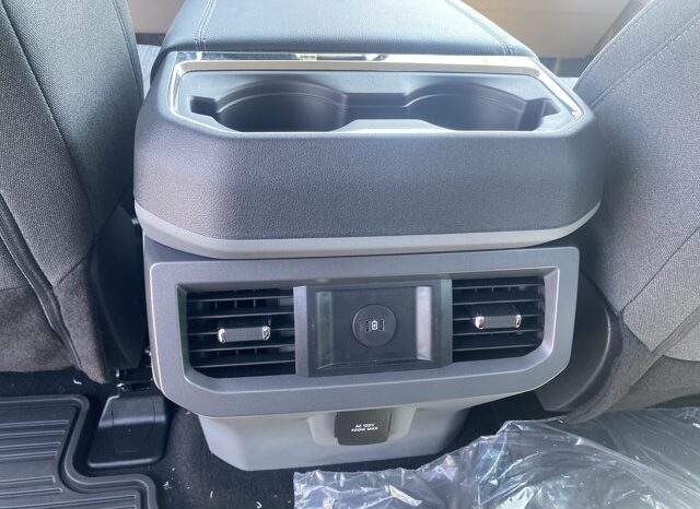 
								New 2025 Ford Super Duty F-350 SRW XLT 4WD – INCOMING UNIT, CALL TO RESERVE TODAY!! full									