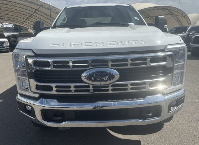 
								Used 2023 Ford Super Duty F-350 SRW full									