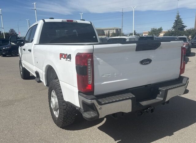 
								Used 2023 Ford Super Duty F-350 SRW full									