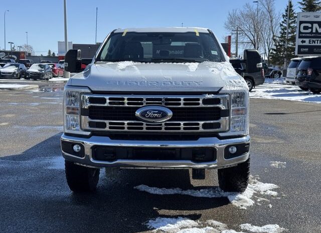 
								Used 2023 Ford Super Duty F-350 SRW full									