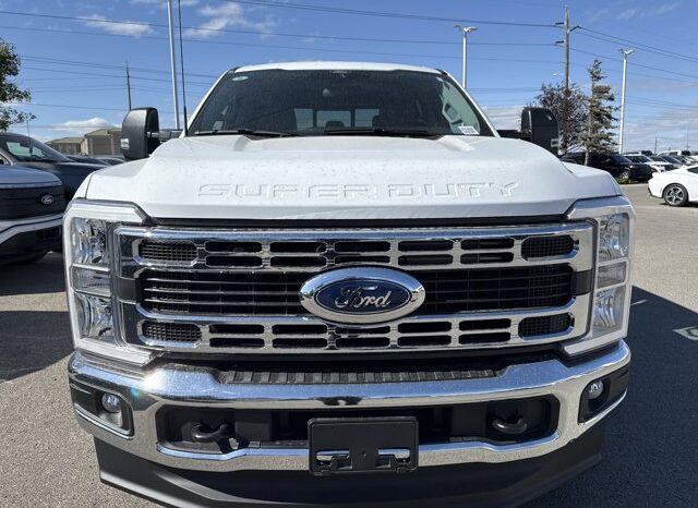 
								New 2026 Ford Super Duty F-350 SRW XLT 4WD full									