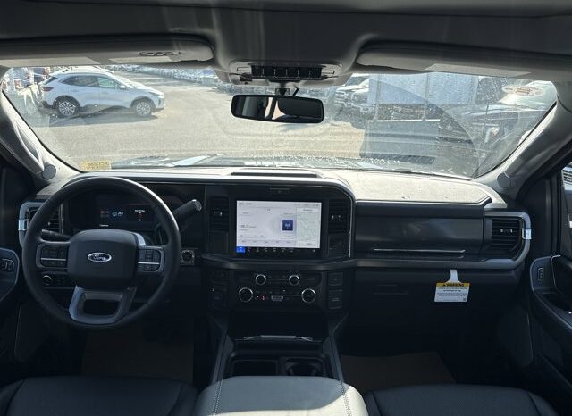 
								New 2026 Ford Super Duty F-350 SRW LARIAT 4WD full									