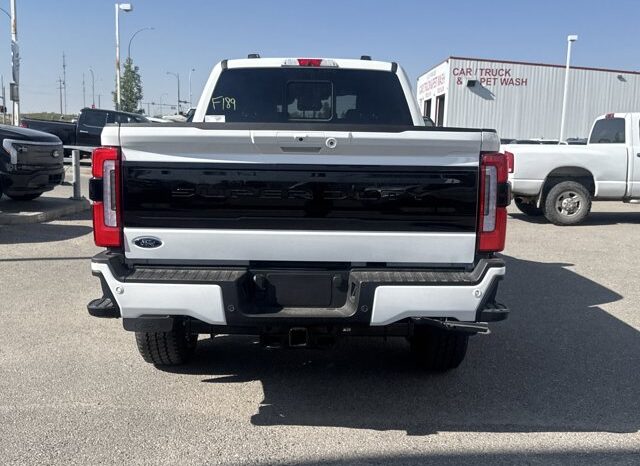 
								New 2026 Ford Super Duty F-350 SRW PLATINUM 4WD full									