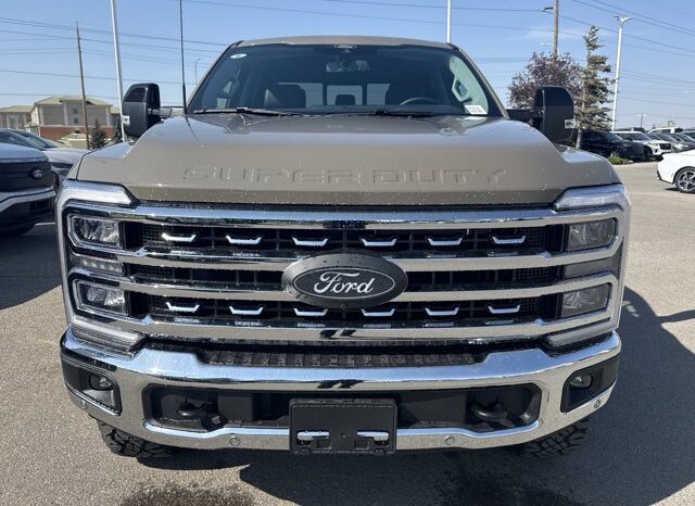 
								New 2026 Ford Super Duty F-350 SRW LARIAT 4WD full									
