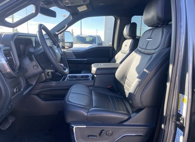 
								New 2026 Ford Super Duty F-350 SRW Platinum 4WD – INCOMING UNIT, CALL TO RESERVE TODAY!! full									