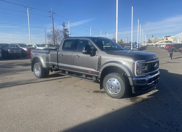 
								New 2026 Ford Super Duty F-450 DRW XLT 4WD full									