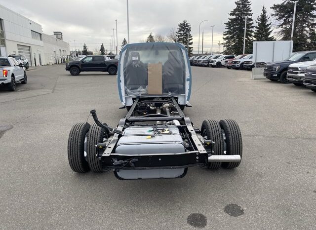 
								New 2026 Ford E-Series Cutaway E-450 BASE CUTAWAY full									