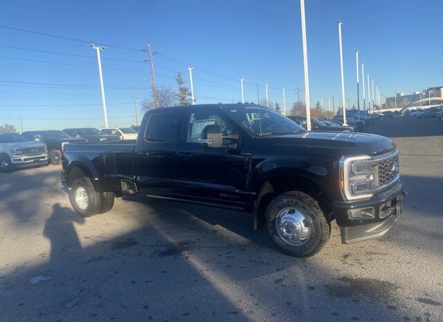 
								New 2026 Ford Super Duty F-350 DRW PLATINUM 4WD full									