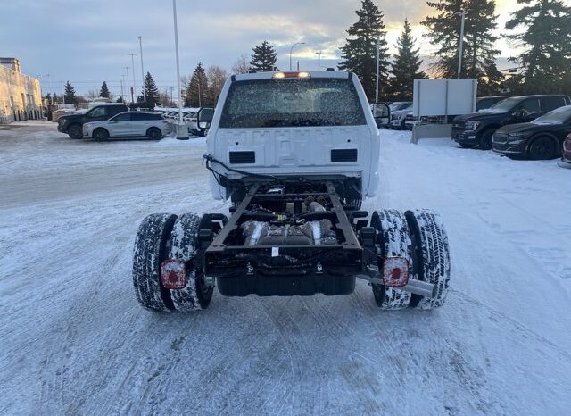
								New 2026 Ford Super Duty F-550 DRW XL full									