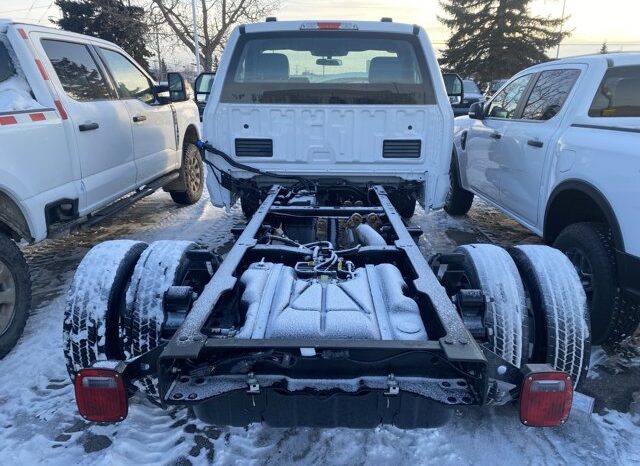 
								New 2026 Ford Super Duty F-550 DRW XL full									