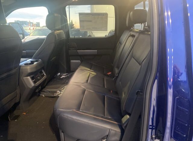 
								New 2026 Ford Super Duty F-350 SRW LARIAT 4WD full									