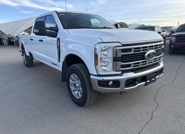 
								Used 2024 Ford Super Duty F-350 SRW XLT/APPLE CARPLAY/ANDROID AUTO/KEYLESS ENTRY full									