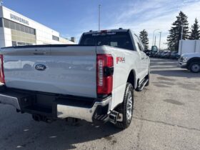 New 2026 Ford Super Duty F-350 SRW LARIAT 4WD