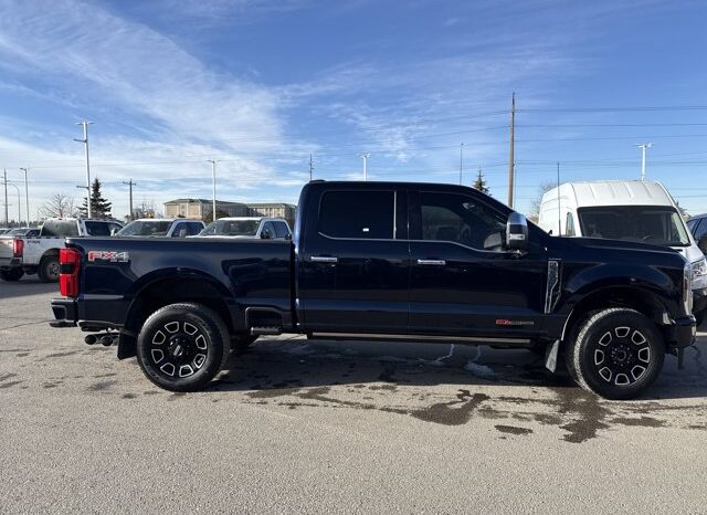 
								Used 2024 Ford Super Duty F-350 SRW full									