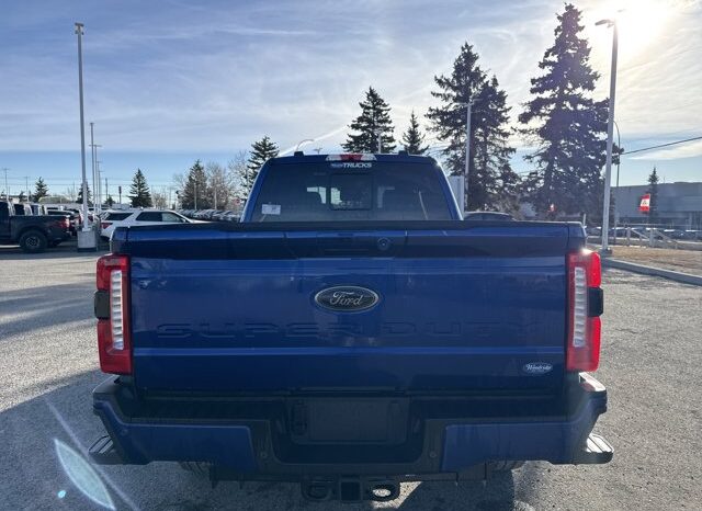 
								New 2026 Ford Super Duty F-350 SRW LARIAT 4WD full									