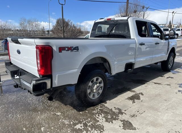 
								Used 2023 Ford Super Duty F-350 SRW full									