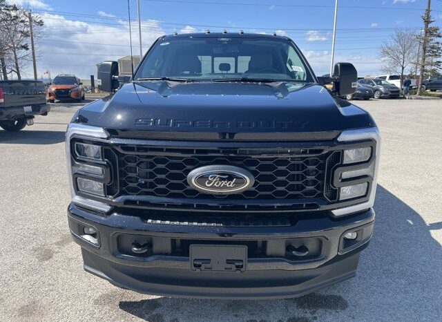 
								New 2026 Ford Super Duty F-350 SRW XLT full									
